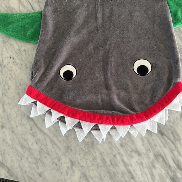 Blankietails.com Shark blanket tail - Picture 2 of 8